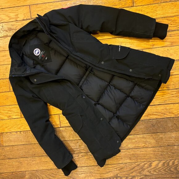 Canada Goose Parka - Picture 1 of 5